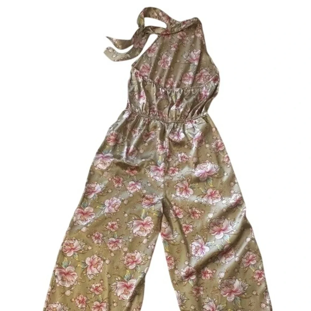 NWT Nasty Gal Nude Satin Floral Halter Jumpsuit Women Size 6 Wide Leg Pockets - Picture 6 of 16